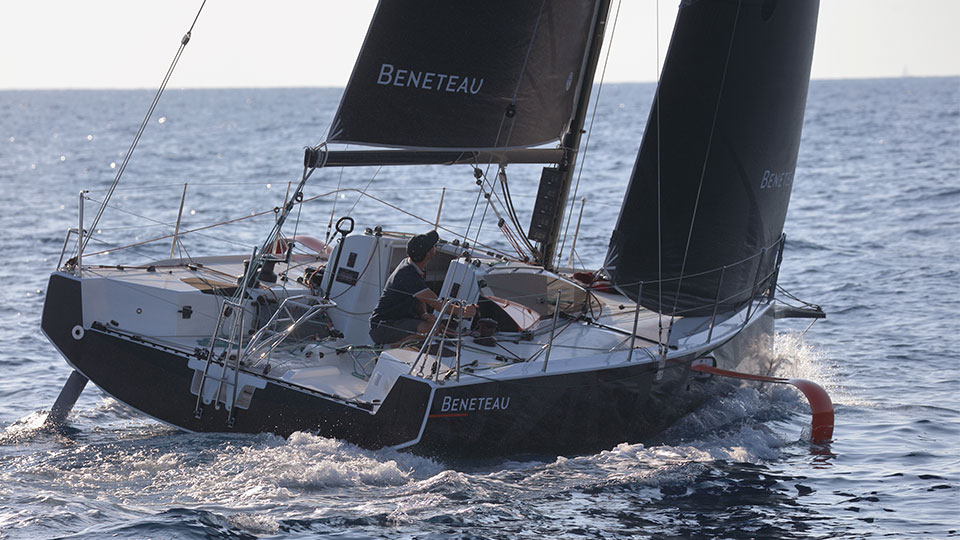 Корпус парусной яхты Beneteau Figaro 3